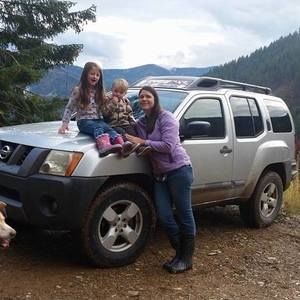 Meet your Posher, Adrianne